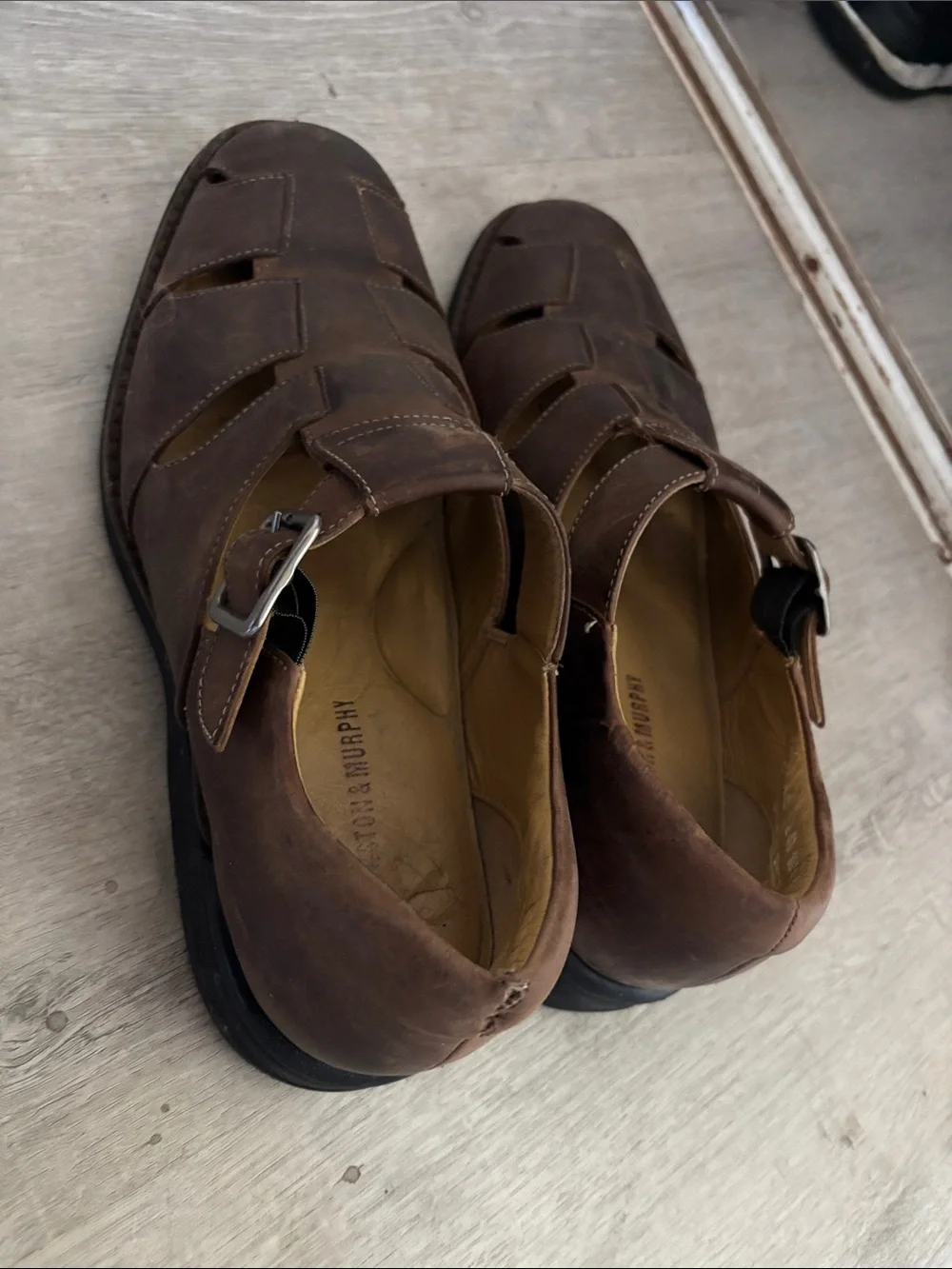 Johnston & Murphy Men's Dark Brown Leather Fisherman Sandals with Buckle